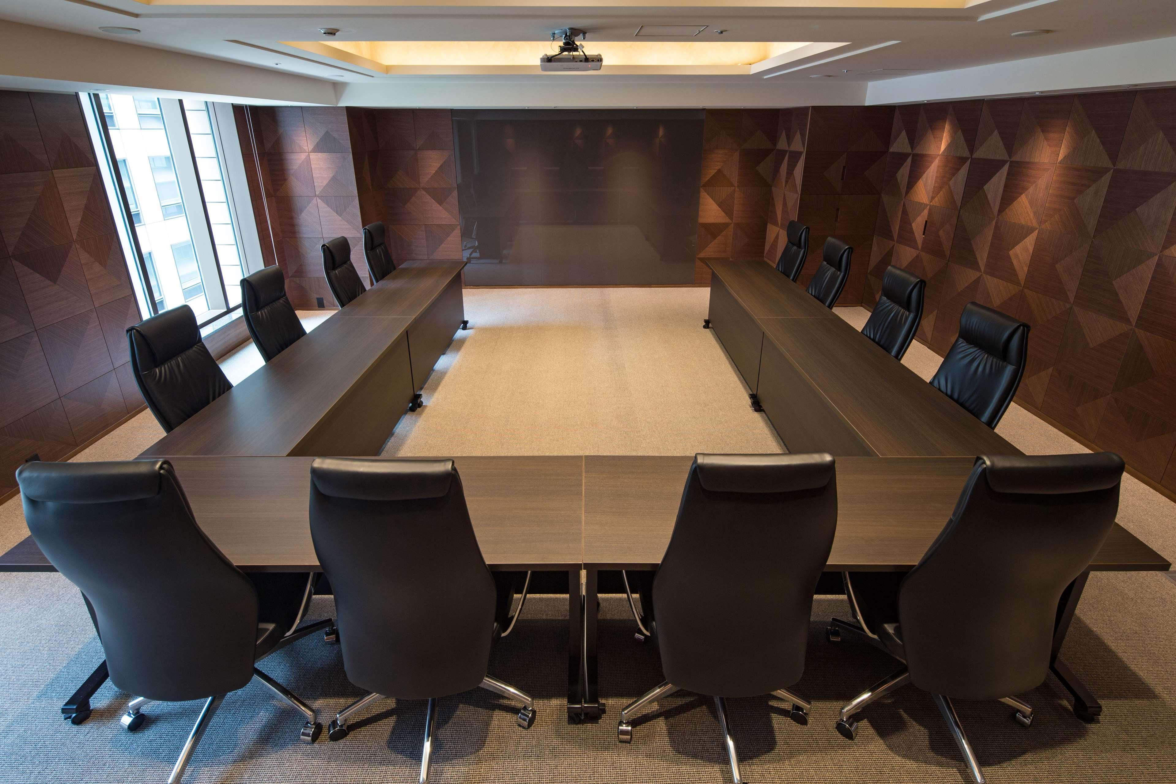 Marunouchi Hotel Tokyo Eksteriør billede The boardroom of the National Library of Singapore