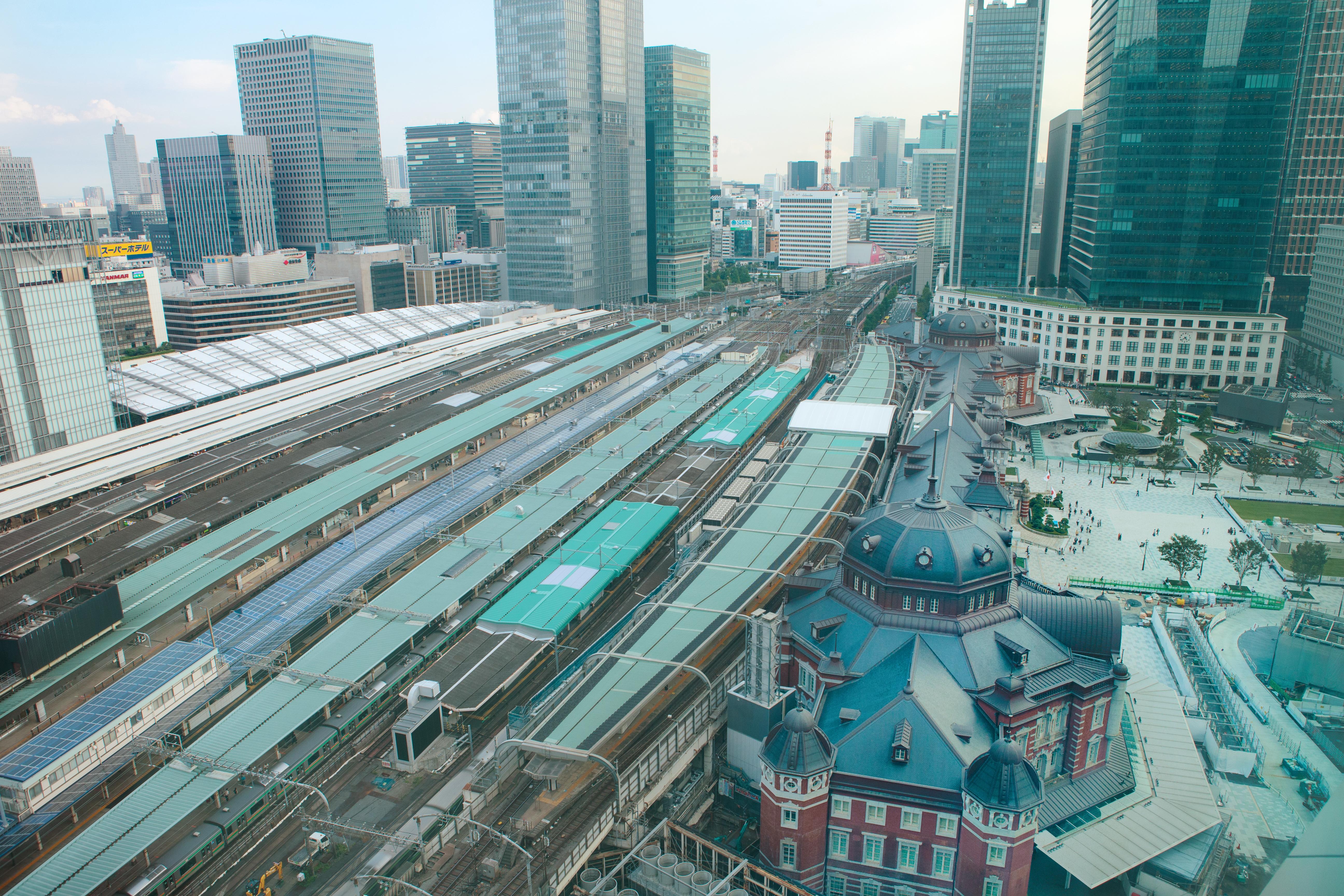 Marunouchi Hotel Tokyo Eksteriør billede Aerial view of the platforms