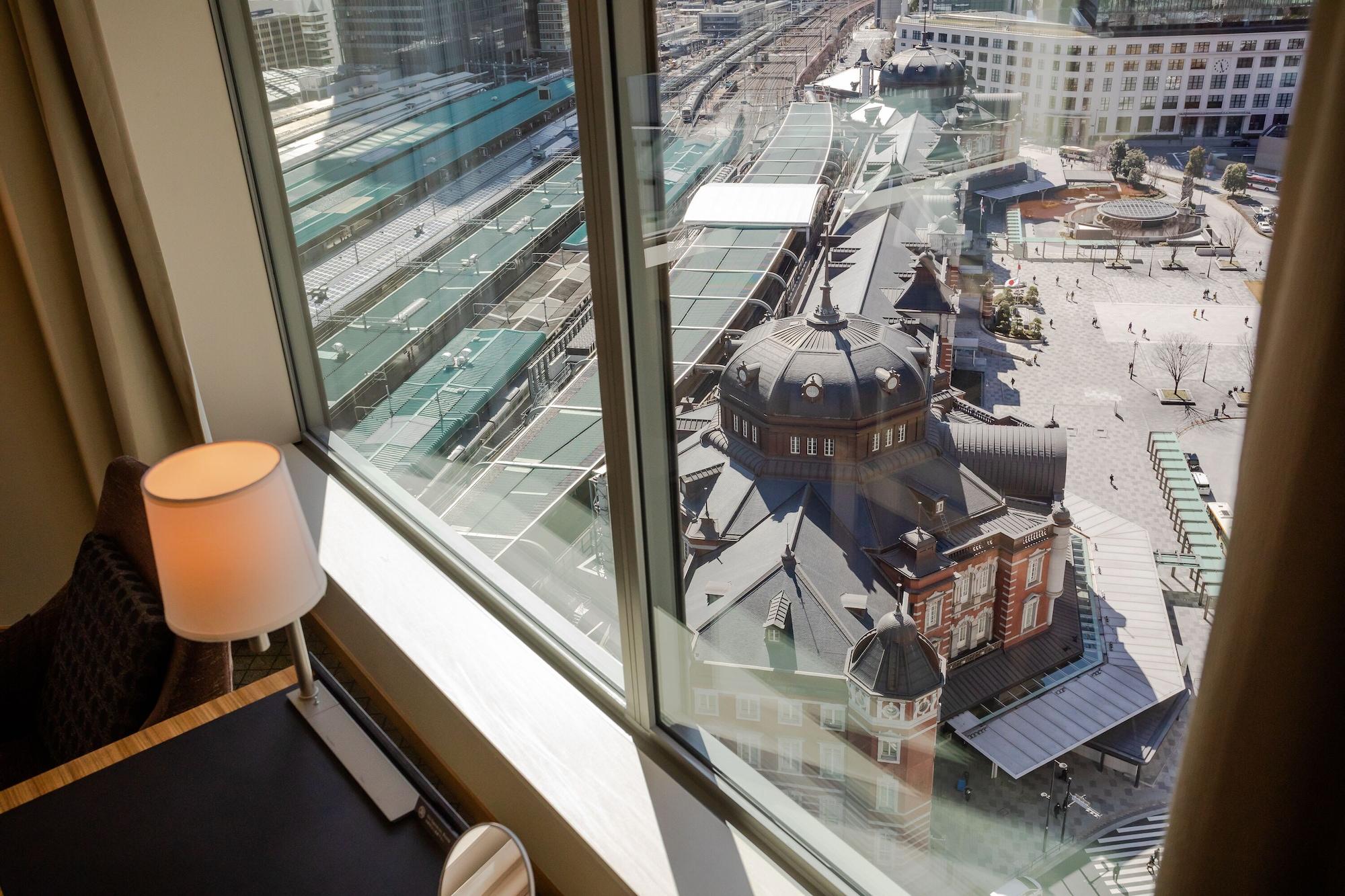 Marunouchi Hotel Tokyo Eksteriør billede View from a room at the hotel