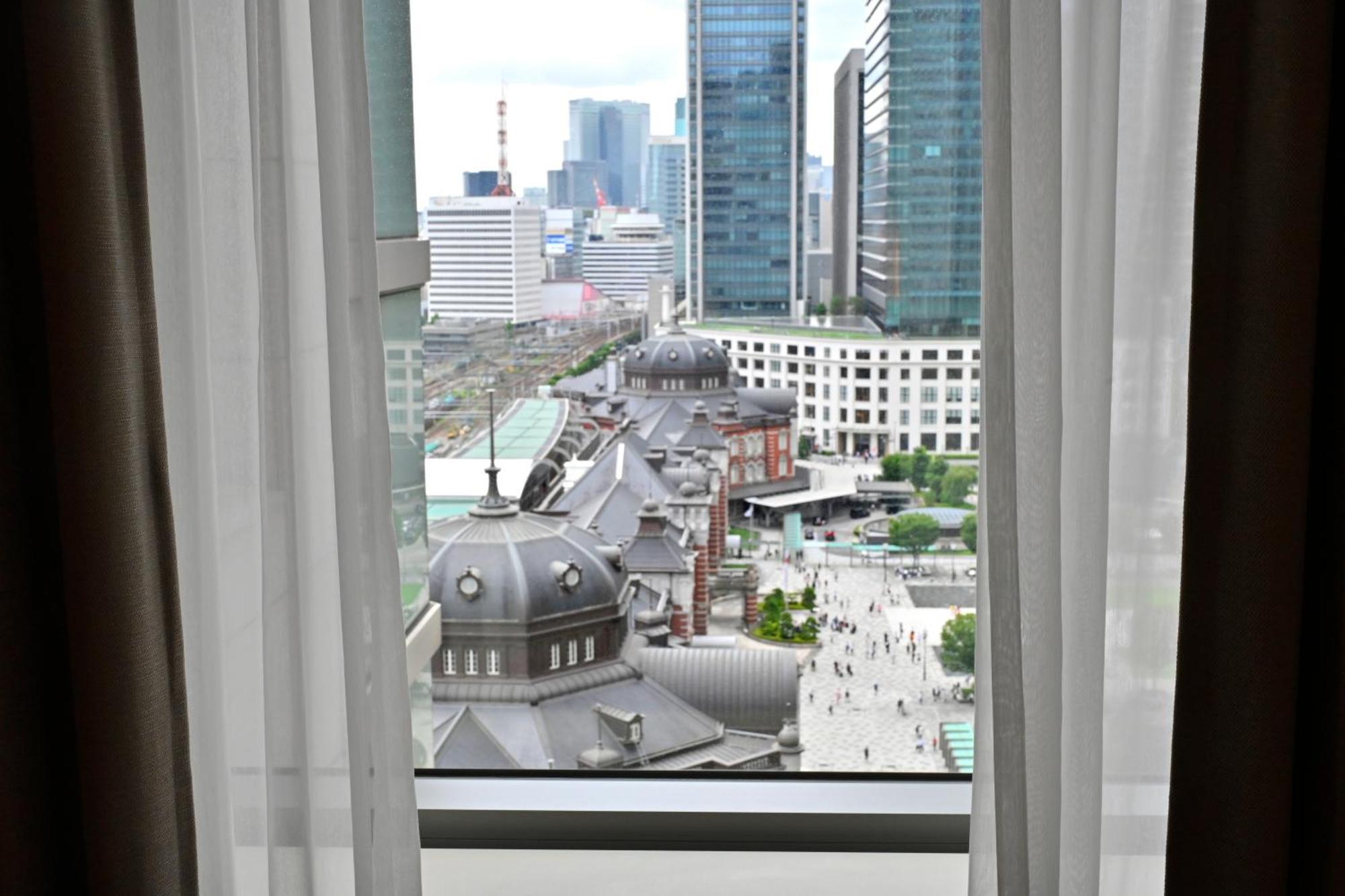Marunouchi Hotel Tokyo Eksteriør billede View from a window
